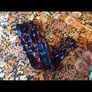🌙5/$15 NoBo Floral Leggings